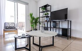 Beautiful 2 Bed Apartment In Paphos Cyprus