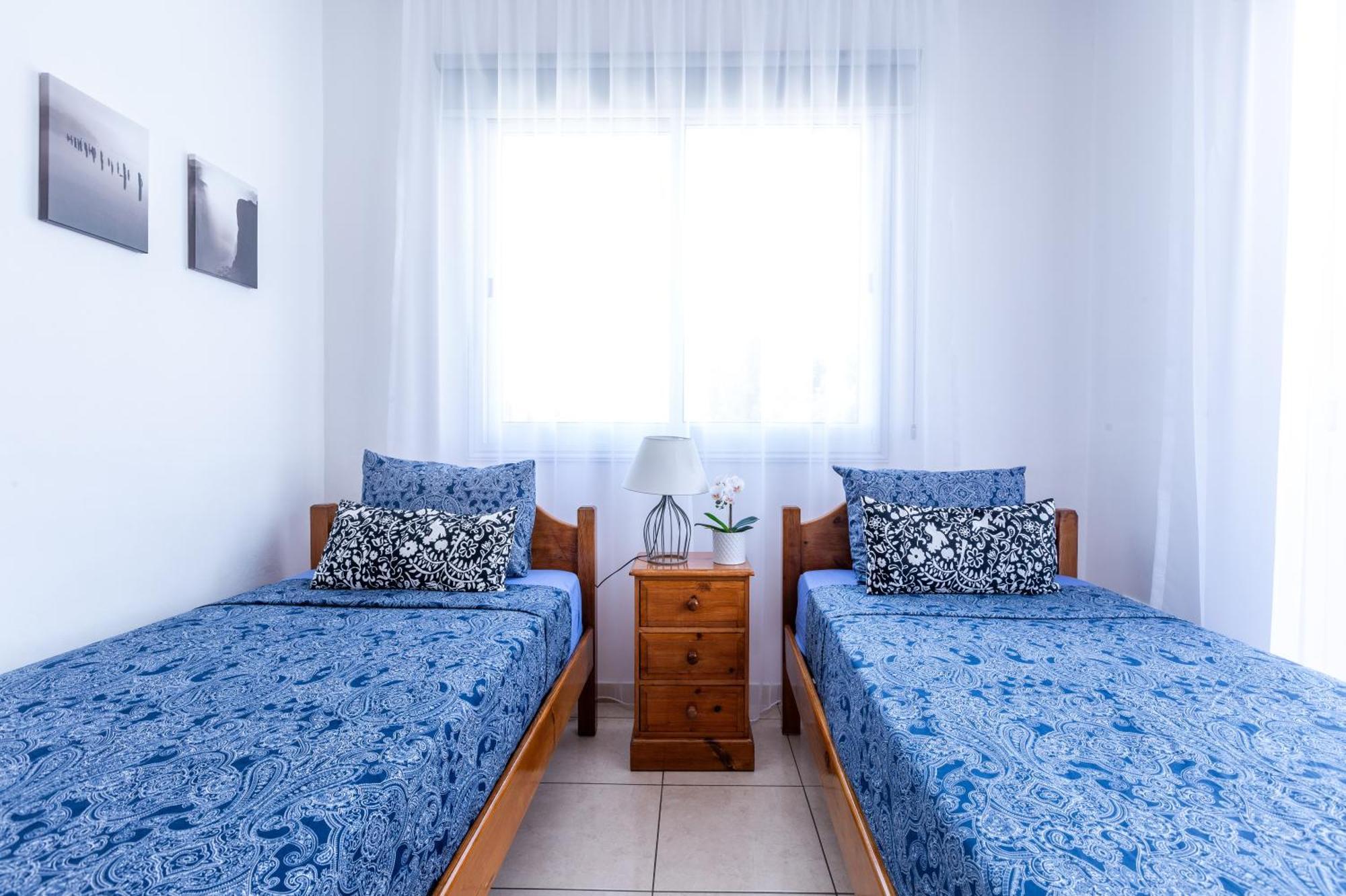 Beautiful 2 Bed Apartment In Paphos Cyprus Esterno foto