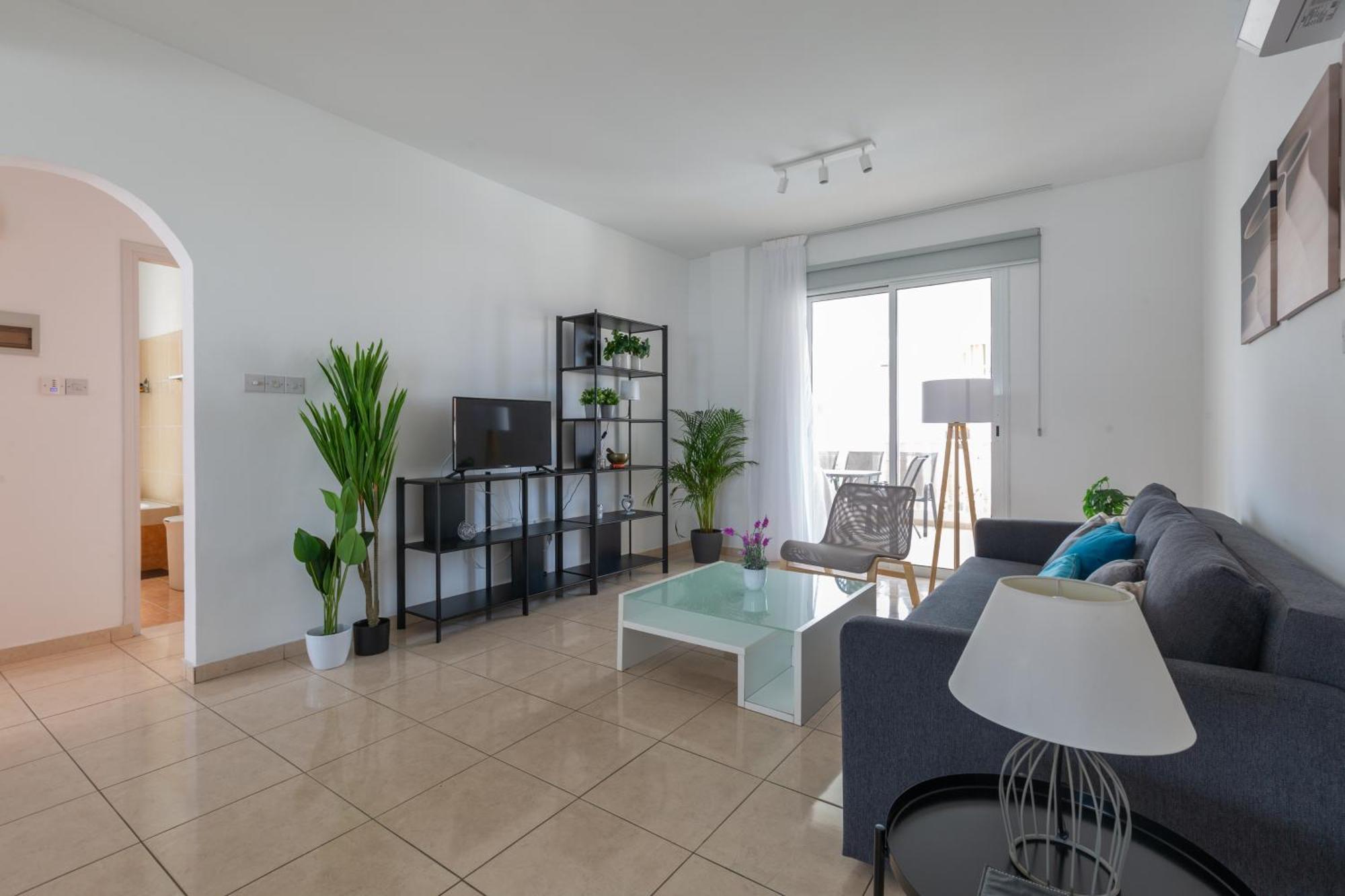 Beautiful 2 Bed Apartment In Paphos Cyprus Esterno foto